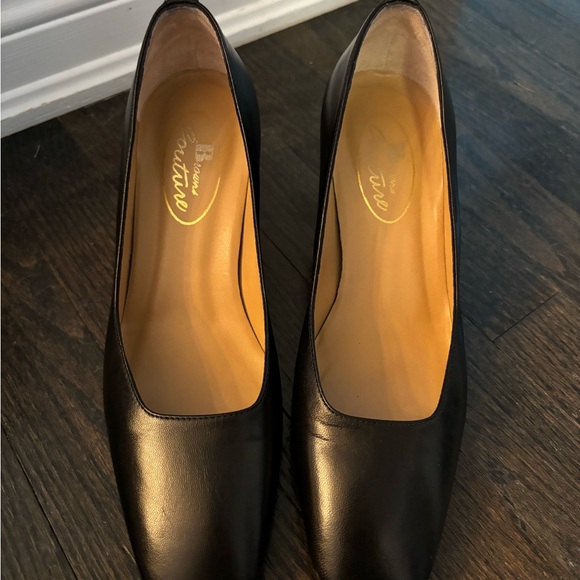 Brown’s block heel - Picture 2 of 4